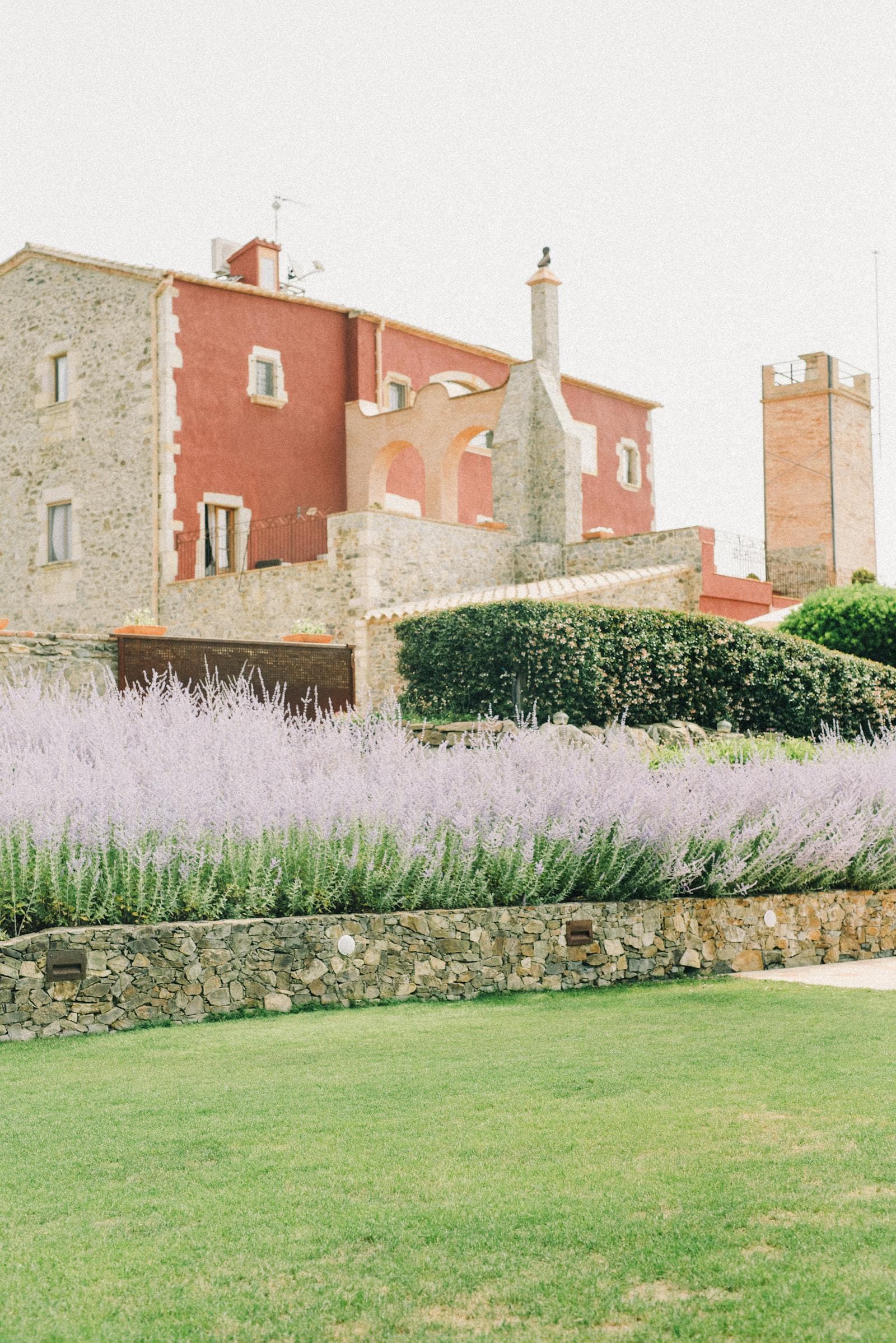 Giardino curato in villa di Franciacorta